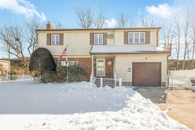 10 Leanore Drive, Farmingdale, NY 11735