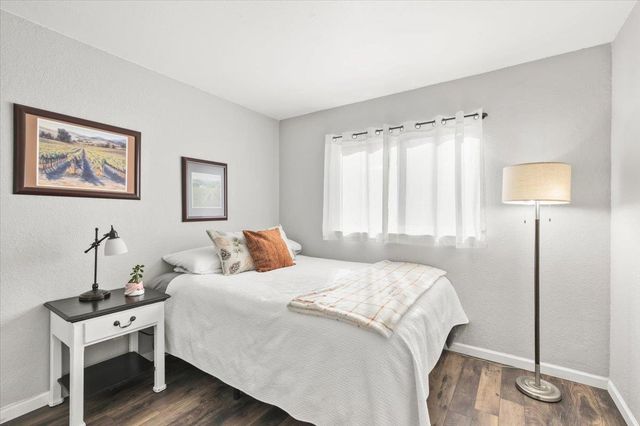 2660 Summerfield Dr, West Sacramento, CA 95691