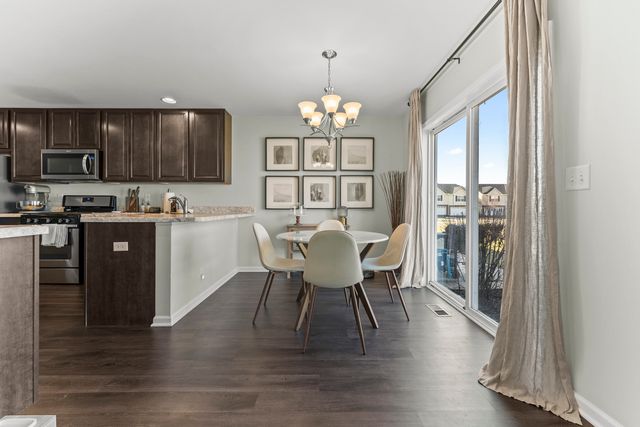 740 Florence Street, Hampshire, IL 60140