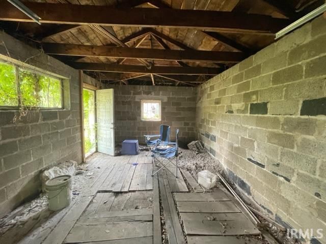 418 Studebaker Street, South Bend, IN 46628