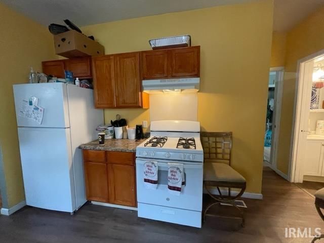 418 Studebaker Street, South Bend, IN 46628