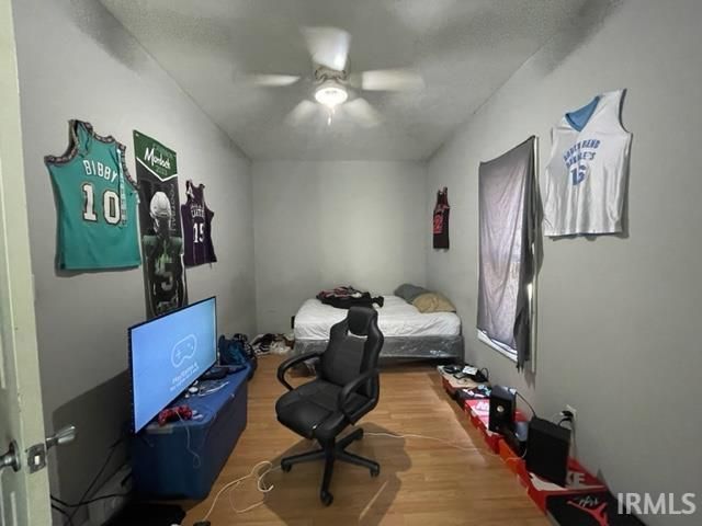 418 Studebaker Street, South Bend, IN 46628