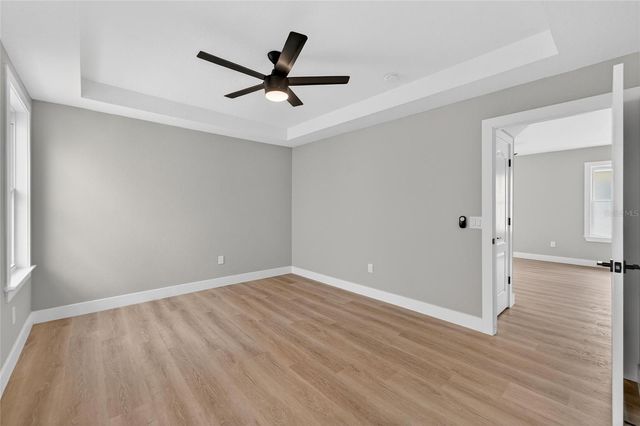 1112 LAKE SHORE RANCH DRIVE, Seffner, FL 33584