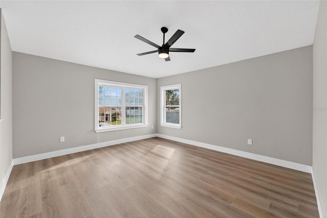 1112 LAKE SHORE RANCH DRIVE, Seffner, FL 33584