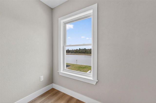 1112 LAKE SHORE RANCH DRIVE, Seffner, FL 33584