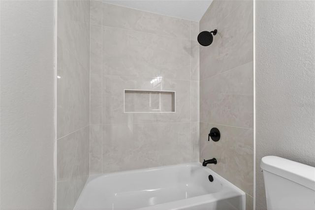 1112 LAKE SHORE RANCH DRIVE, Seffner, FL 33584