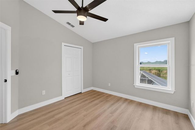 1112 LAKE SHORE RANCH DRIVE, Seffner, FL 33584