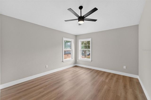 1112 LAKE SHORE RANCH DRIVE, Seffner, FL 33584