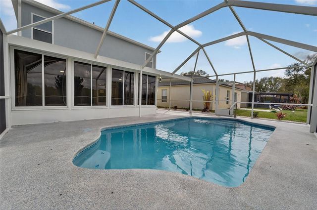 1112 LAKE SHORE RANCH DRIVE, Seffner, FL 33584