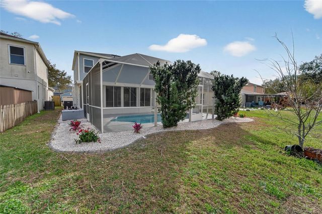 1112 LAKE SHORE RANCH DRIVE, Seffner, FL 33584