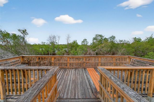 1112 LAKE SHORE RANCH DRIVE, Seffner, FL 33584