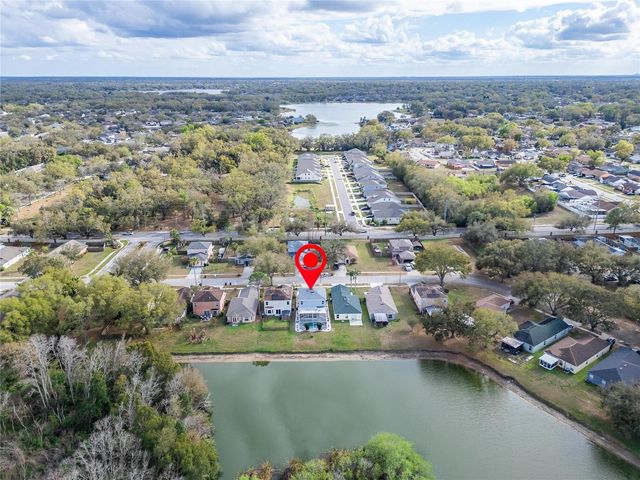 1112 LAKE SHORE RANCH DRIVE, Seffner, FL 33584