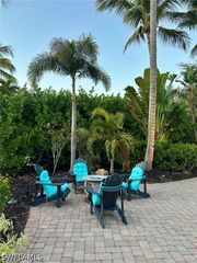 4914 Coach LN, Naples, FL 34114