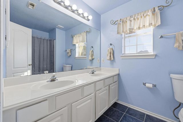 4907 Sienna Heights Lane, Pasadena, TX 77505