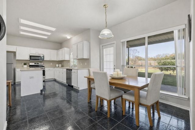 4907 Sienna Heights Lane, Pasadena, TX 77505