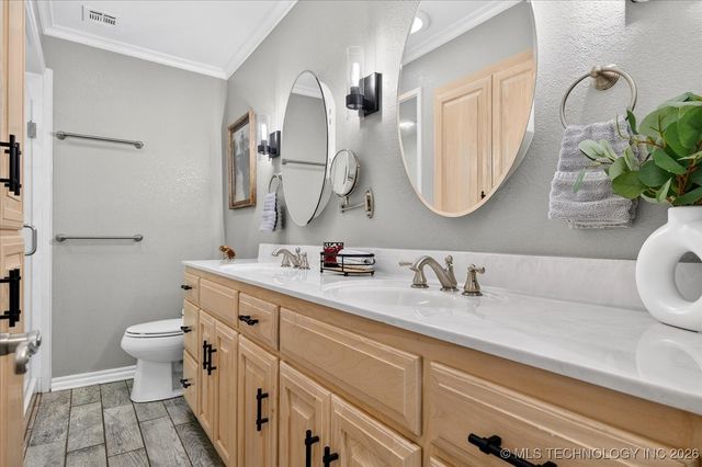 1516 Harris Drive, Bartlesville, OK 74006