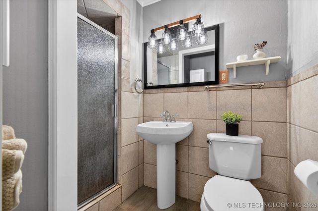 1516 Harris Drive, Bartlesville, OK 74006