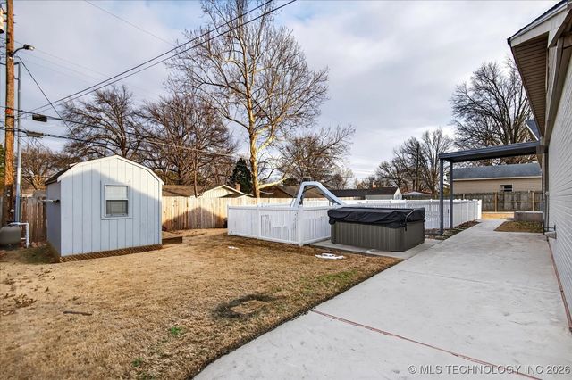 1516 Harris Drive, Bartlesville, OK 74006