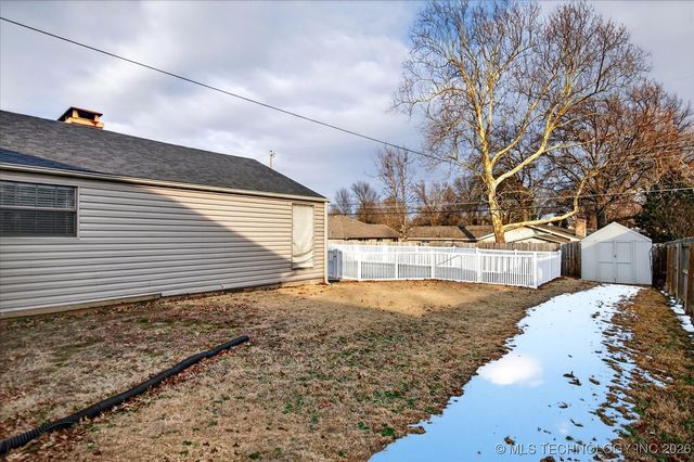 1516 Harris Drive, Bartlesville, OK 74006