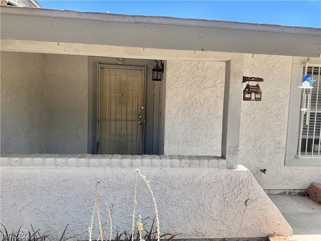 6461 West Viking Road, Las Vegas, NV 89103