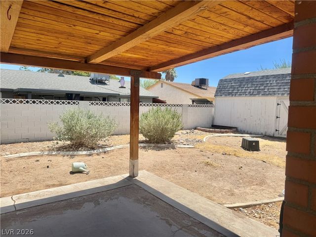 6461 West Viking Road, Las Vegas, NV 89103