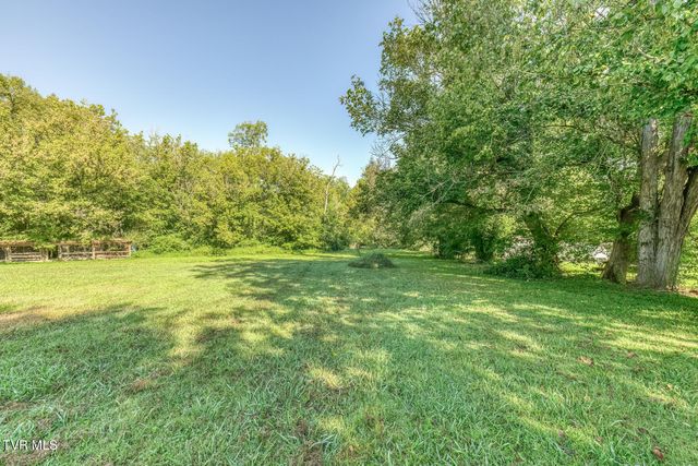 632 Beaver Creek Road, Bluff City, TN 37618