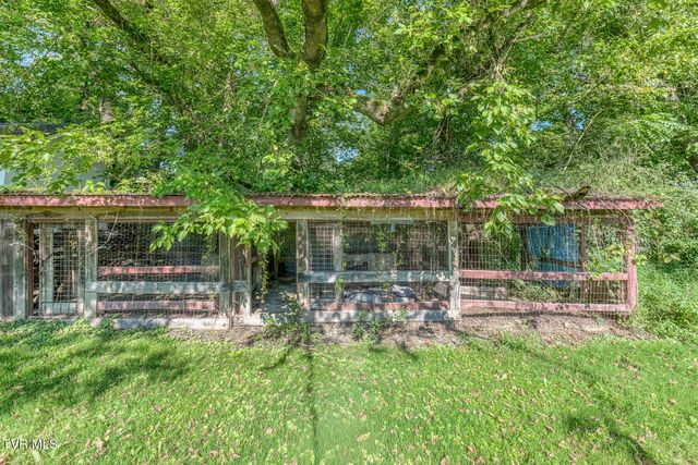 632 Beaver Creek Road, Bluff City, TN 37618