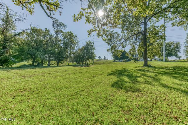 632 Beaver Creek Road, Bluff City, TN 37618