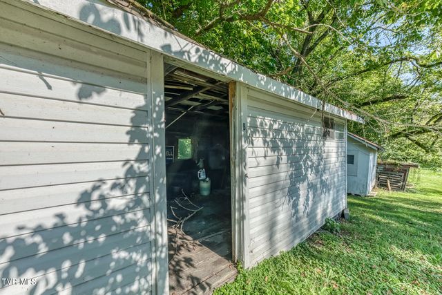 632 Beaver Creek Road, Bluff City, TN 37618