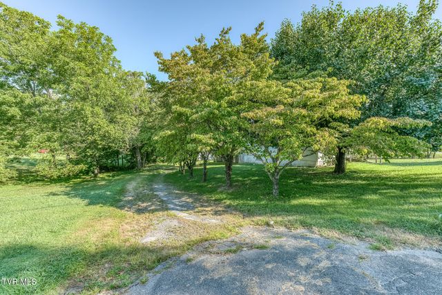 632 Beaver Creek Road, Bluff City, TN 37618