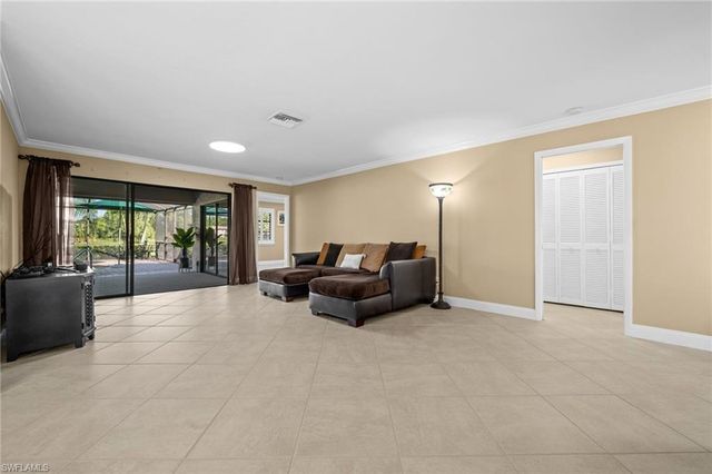 4165 Prestwick CT, North Fort Myers, FL 33903