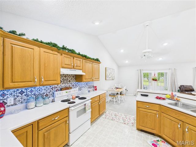 1110 State Highway AD, Dexter, MO 63841