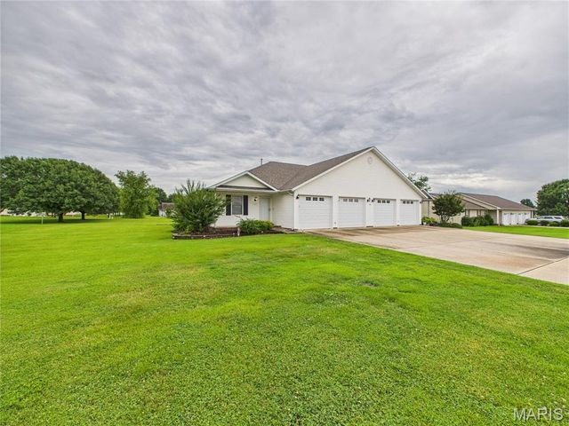 1110 State Highway AD, Dexter, MO 63841