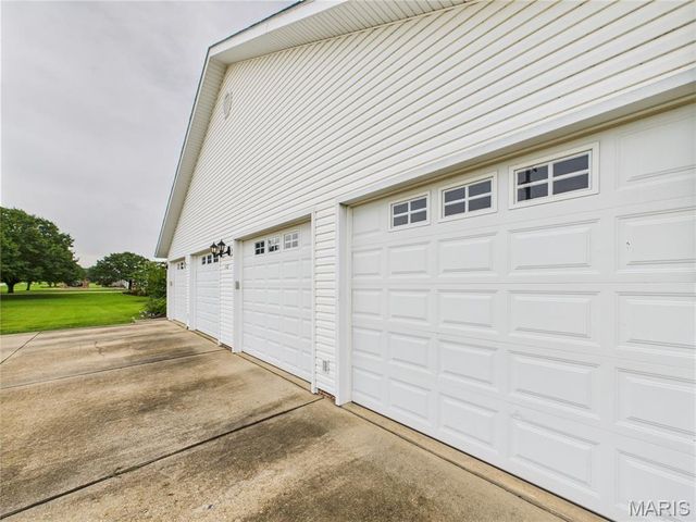 1110 State Highway AD, Dexter, MO 63841