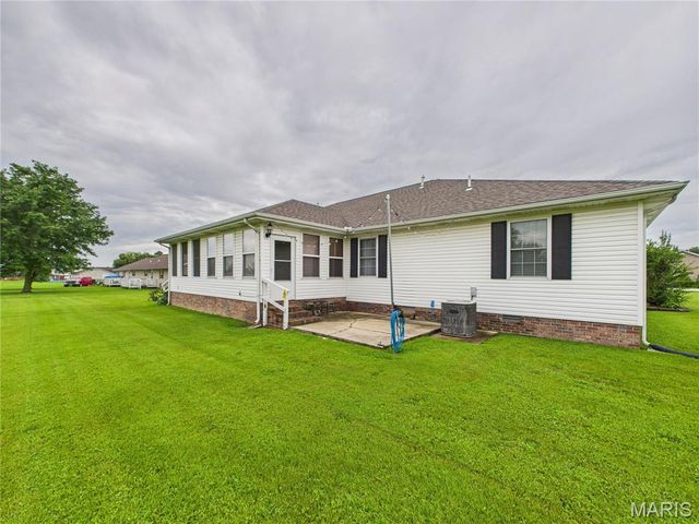 1110 State Highway AD, Dexter, MO 63841