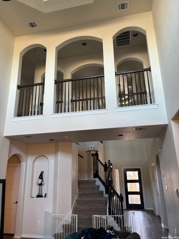 15206 Comanche Gard, San Antonio, TX 78233