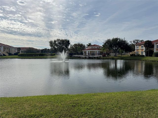 1130 VILLAGIO CIRCLE 208, Sarasota, FL 34237
