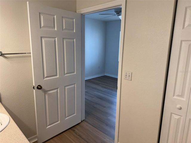 1130 VILLAGIO CIRCLE 208, Sarasota, FL 34237