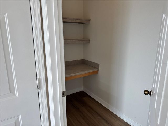 1130 VILLAGIO CIRCLE 208, Sarasota, FL 34237