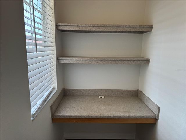 1130 VILLAGIO CIRCLE 208, Sarasota, FL 34237