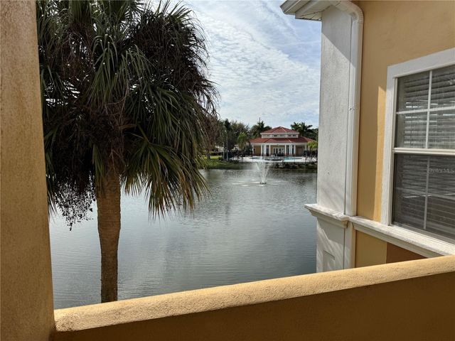 1130 VILLAGIO CIRCLE 208, Sarasota, FL 34237