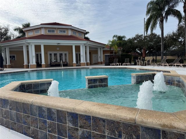 1130 VILLAGIO CIRCLE 208, Sarasota, FL 34237