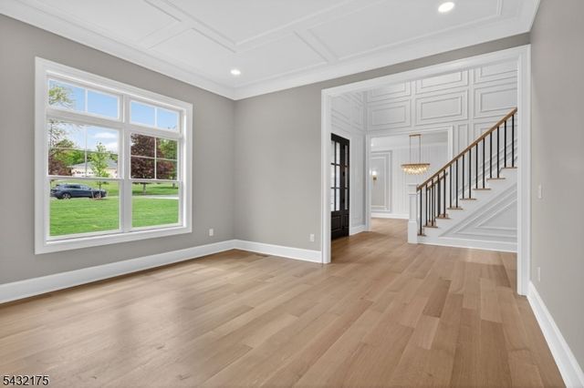2 Ravinn Lane, Warren Twp., NJ 07059
