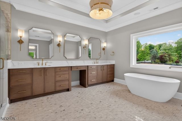 2 Ravinn Lane, Warren Twp., NJ 07059