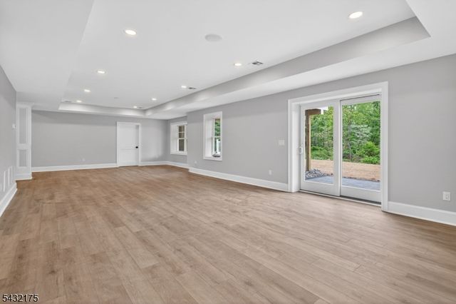 2 Ravinn Lane, Warren Twp., NJ 07059