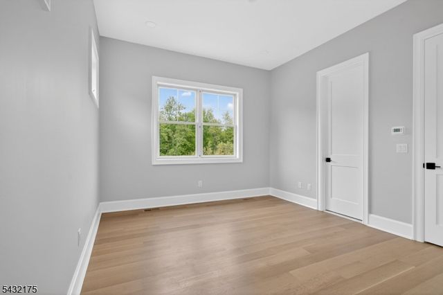 2 Ravinn Lane, Warren Twp., NJ 07059