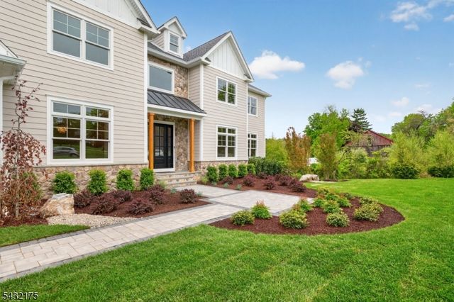 2 Ravinn Lane, Warren Twp., NJ 07059