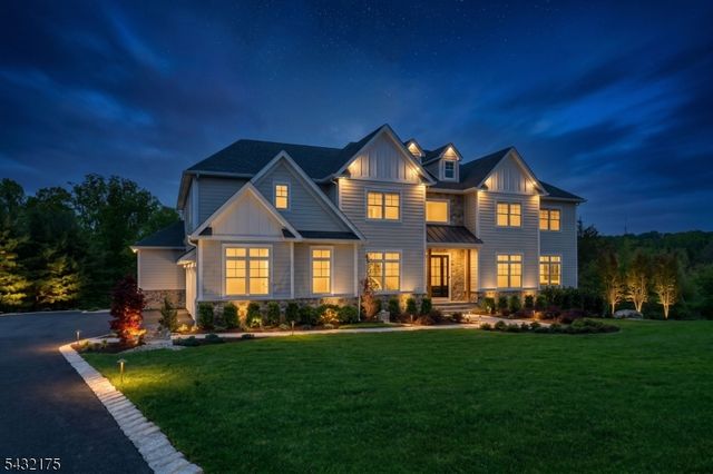 2 Ravinn Lane, Warren Twp., NJ 07059