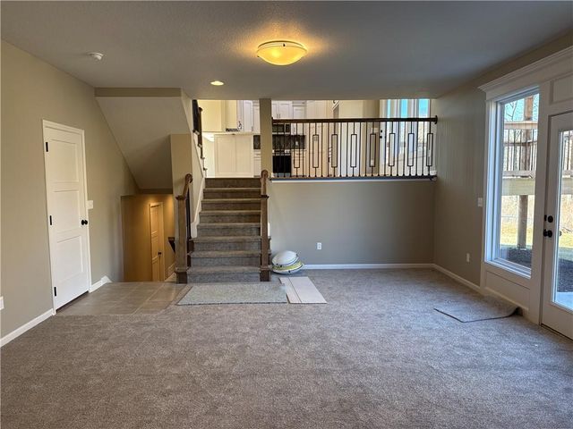 8580 NW 75th Terrace, Parkville, MO 64152