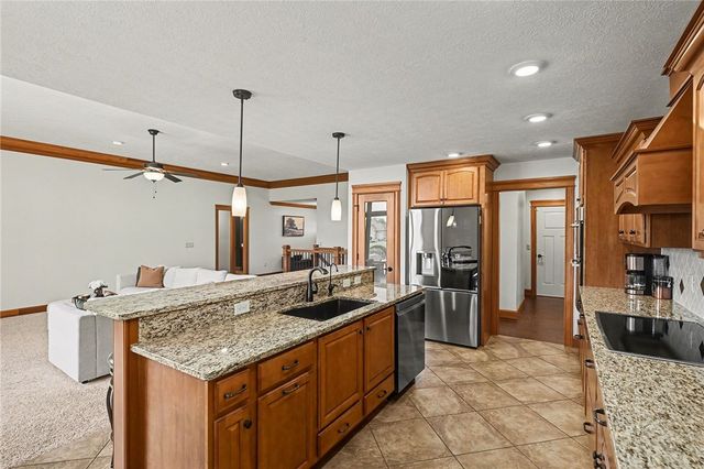 1215 Daylily Way, Troy, OH 45373